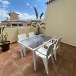 Penthouse With Spacious Surrounding Terrace 卡尔佩