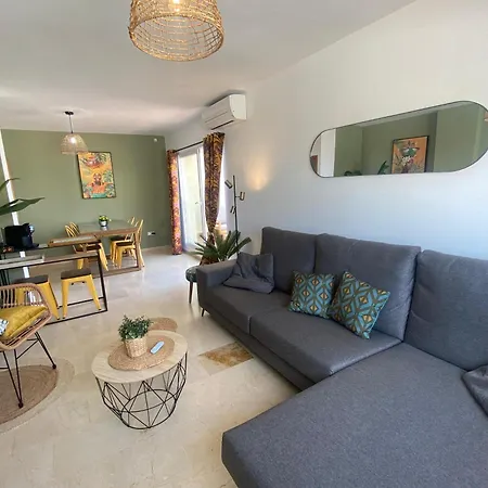Penthouse With Spacious Surrounding Terrace Daire Calp